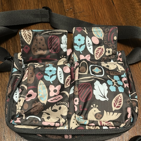LeSportsac crossbody nylon purse bag - Picture 11 of 15